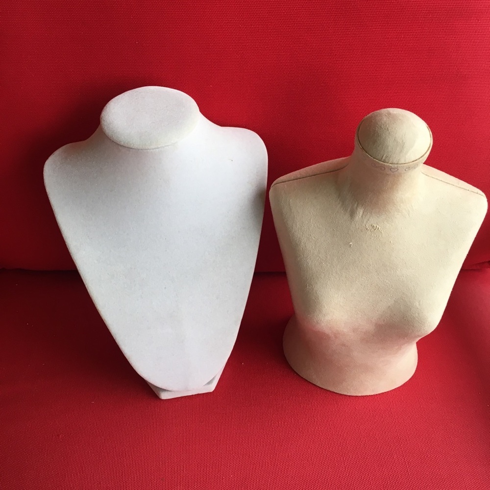 BUNDLE (2) JEWELRY STANDS CREAM AND WHITE